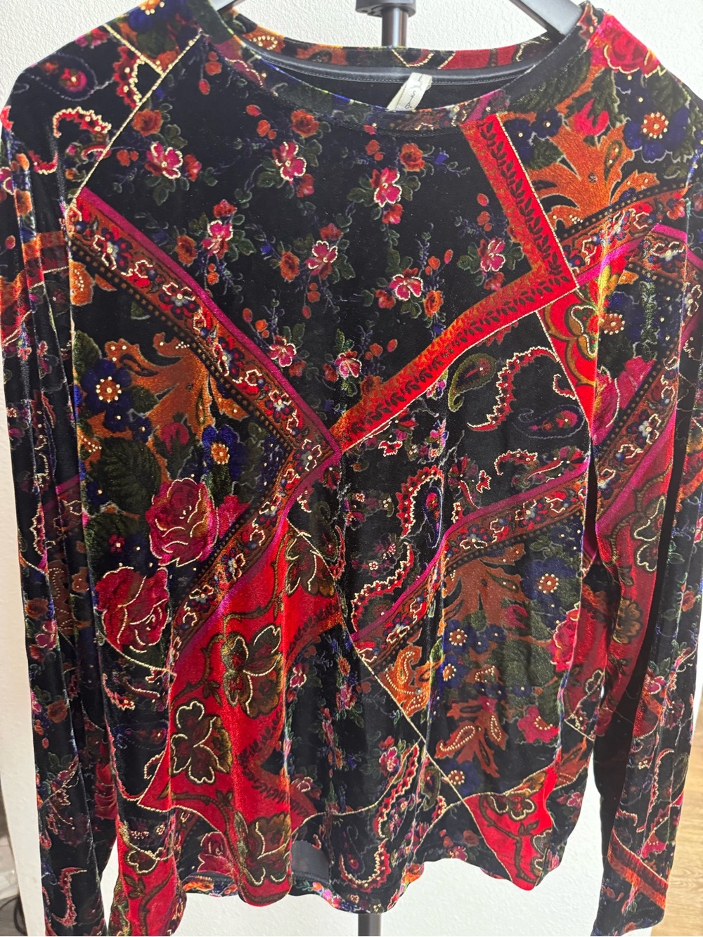 Vintage y2k multicolored paisley patterned velvet white stag blouse size large - Picture 2 of 5